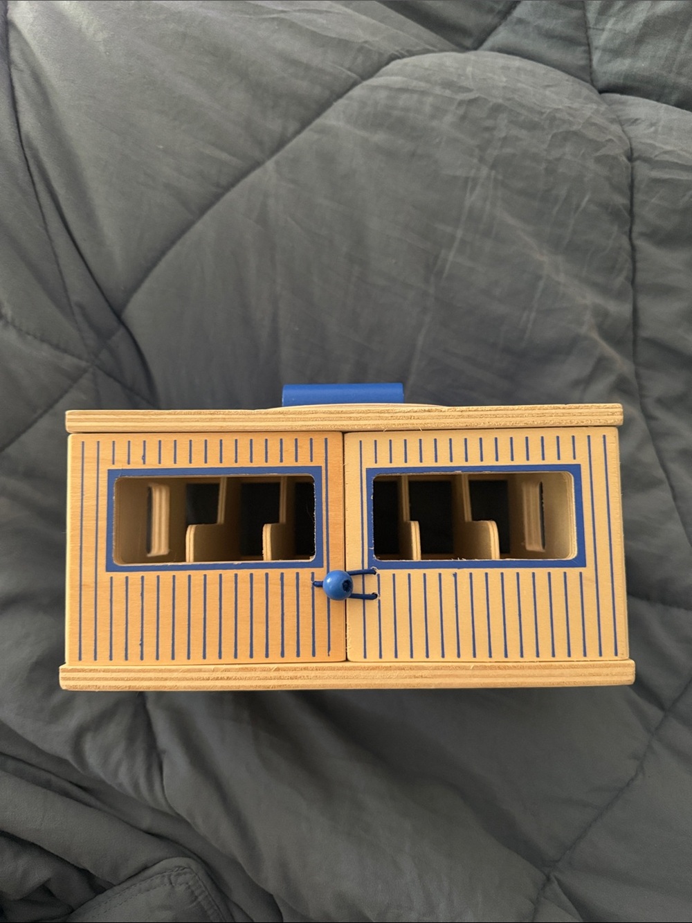 Breyer Horse Wood Carry Stable